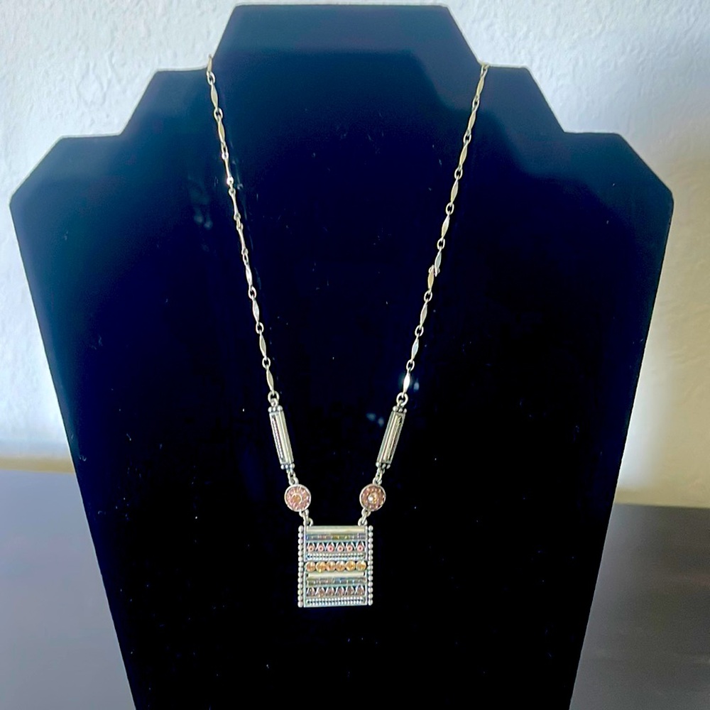3/$25 🍀Lia Sophia necklace